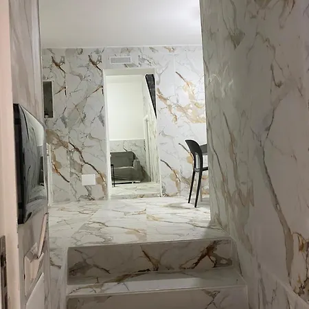 Mergellina Relais 70- *